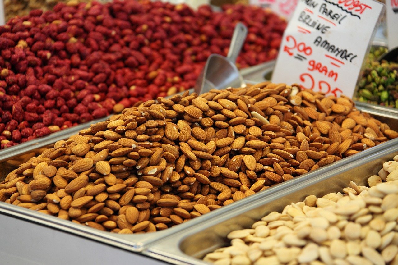 Nuts and seeds for Pregnant women